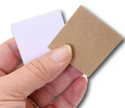 Tout Pour le Jeu 24 carrés 4 x 4 cm carton rigide blanc/gris vierge tuiles à personnaliser