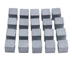 Tout Pour le Jeu 20 cubes en bois 1 cm argentés