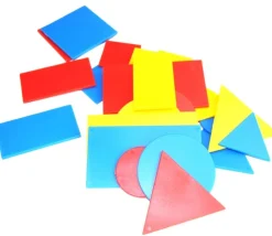 Tout Pour le Jeu 24 formes géométriques triangle, rectangle, carré, rond en 3 couleurs