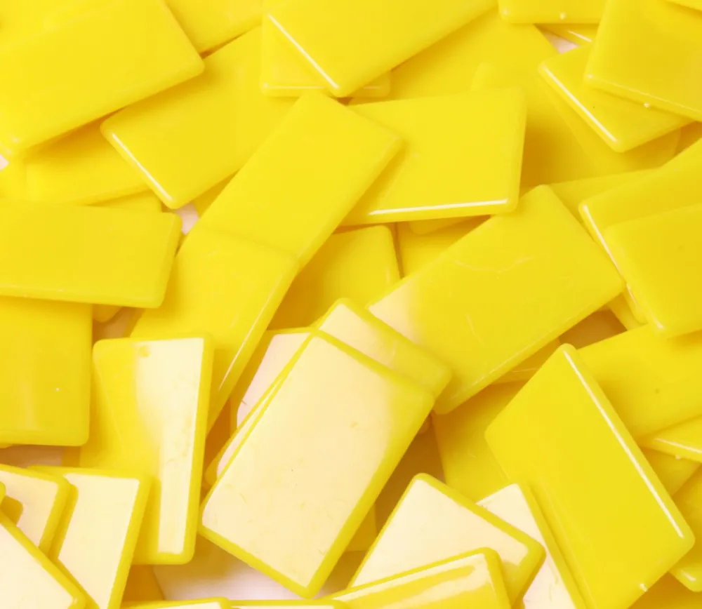 Tout Pour le Jeu 500 Jetons petits rectangles épais 3.2 x 2 cm en plastique jaune