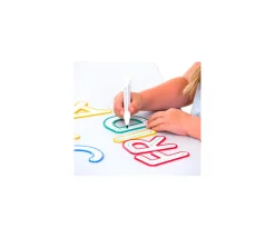 Tout Pour le Jeu 26 lettres de traçage - majuscule effaçable 11.5 cm