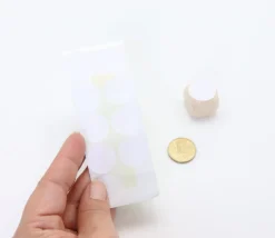 Tout Pour le Jeu 8 pastilles autocollantes blanches 30 mm
