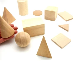 Tout Pour le Jeu 11 pièces en bois formes géométriques diverses : solides et bases