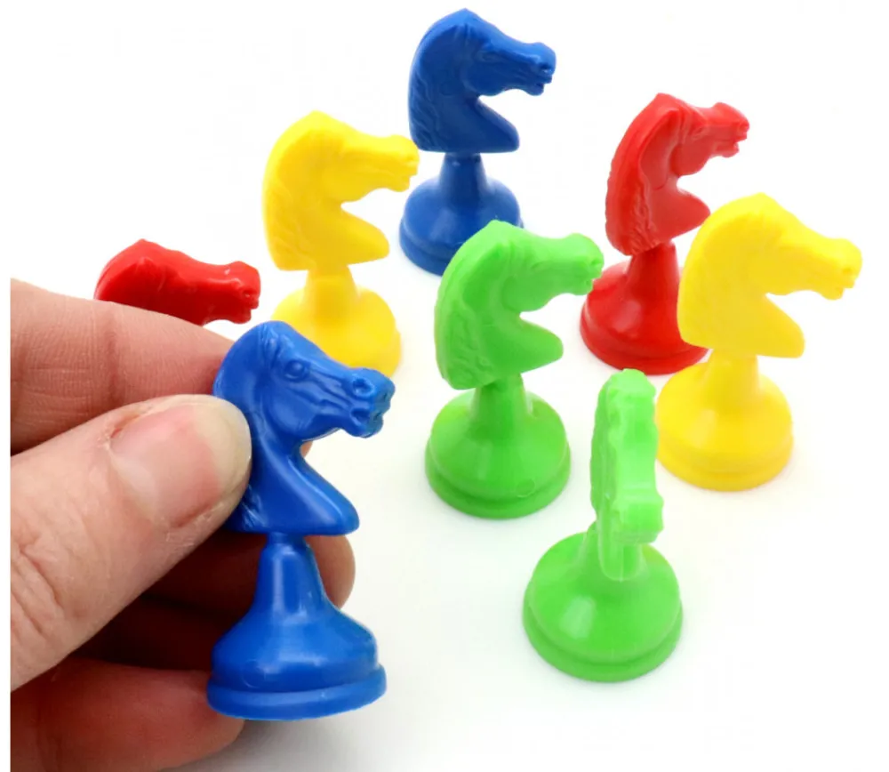 Tout Pour le Jeu 8 pions petits chevaux plastiques