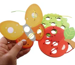 Tout Pour le Jeu 3 tableaux jeux de laçage bois verger