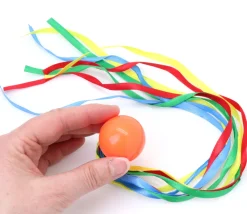Enfant Tout Pour le Jeu Balle comète à lancer 4 cm avec queue rubans multicolores
