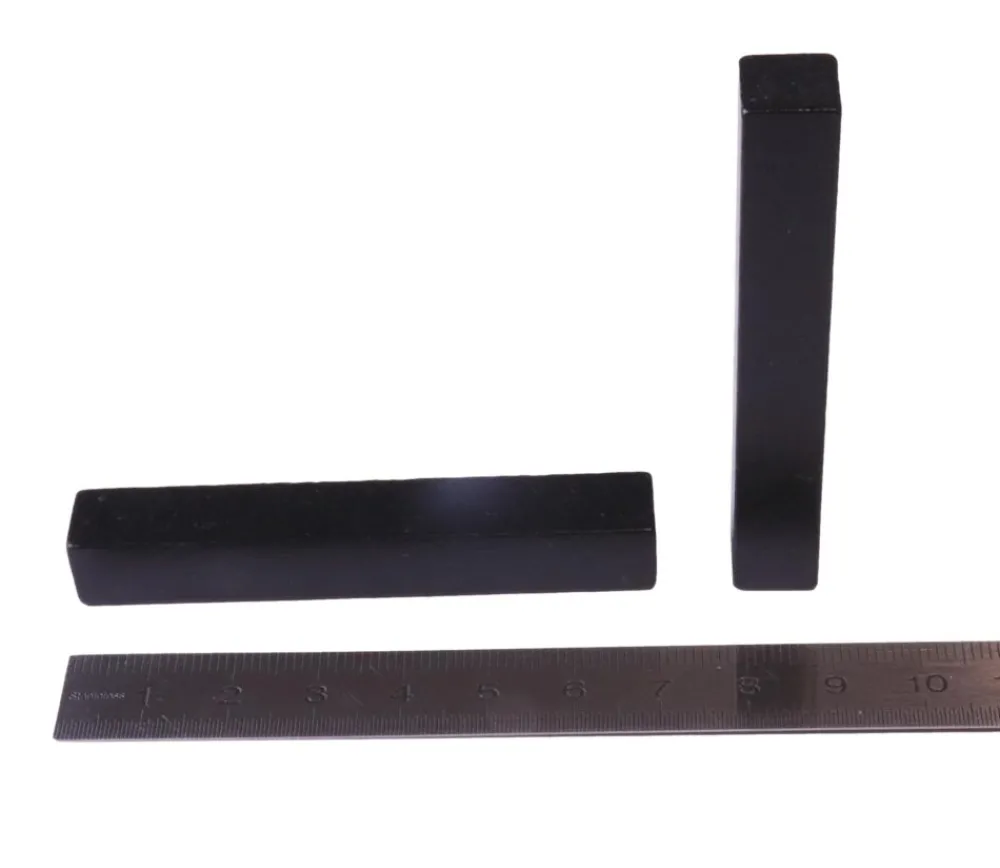 Tout Pour le Jeu Batonnet bûchette en bois 7 cm noir - 10x10x70 mm