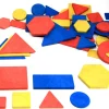 Tout Pour le Jeu Blocs logiques : 60 formes géométriques bois recyclé. 4 attributs. 5 formes.