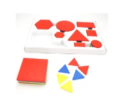 Tout Pour le Jeu Boite 60 formes géométriques à plat épaisseur, taille et couleur. 4 attributs