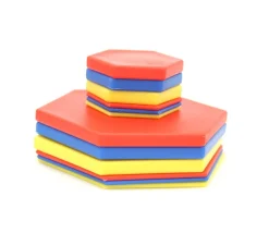 Tout Pour le Jeu Boite 60 formes géométriques à plat épaisseur, taille et couleur. 4 attributs