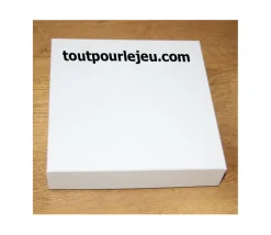 Tout Pour le Jeu C1C Boite jeu carré avec cale 220 x 220 x 48 mm blanche à personnaliser