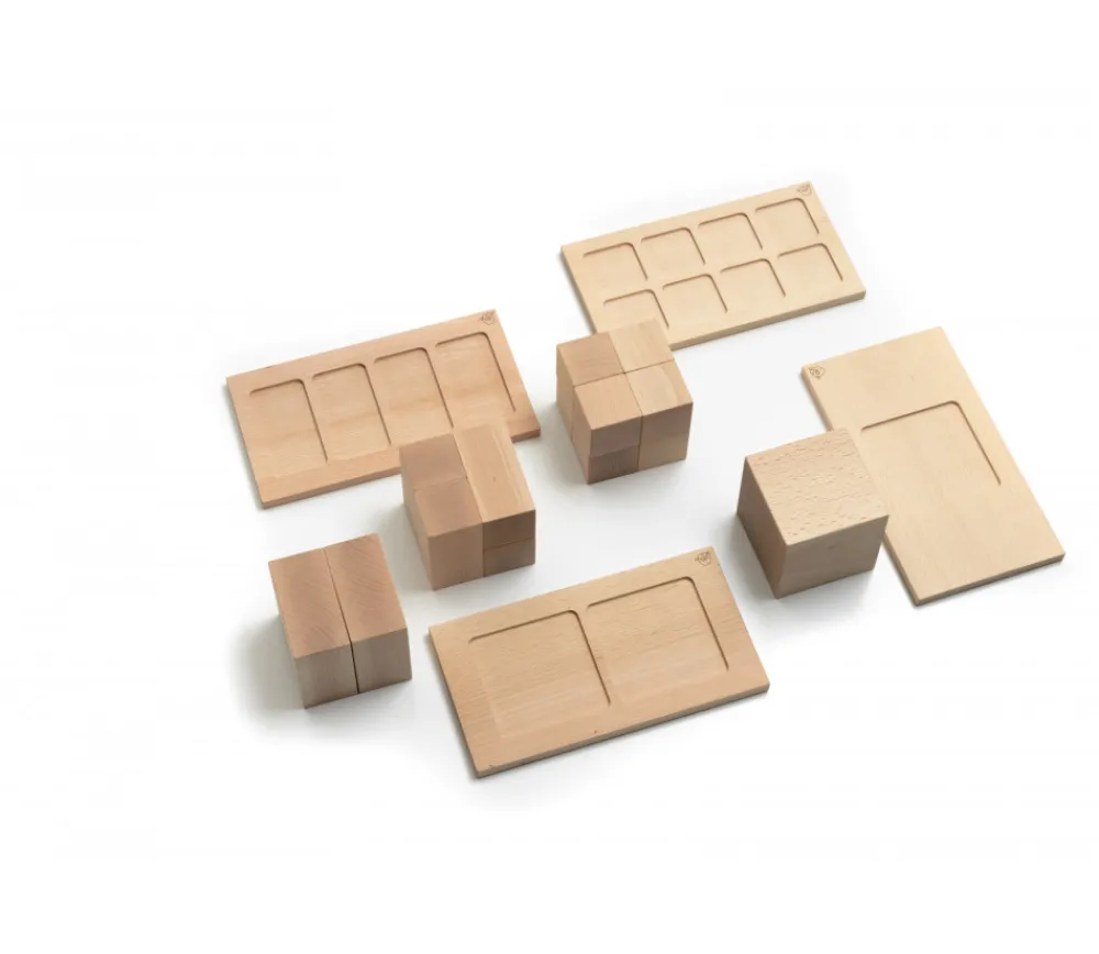 Tout Pour le Jeu Cubes décomposition : 15 blocs + 4 puzzles bois naturel
