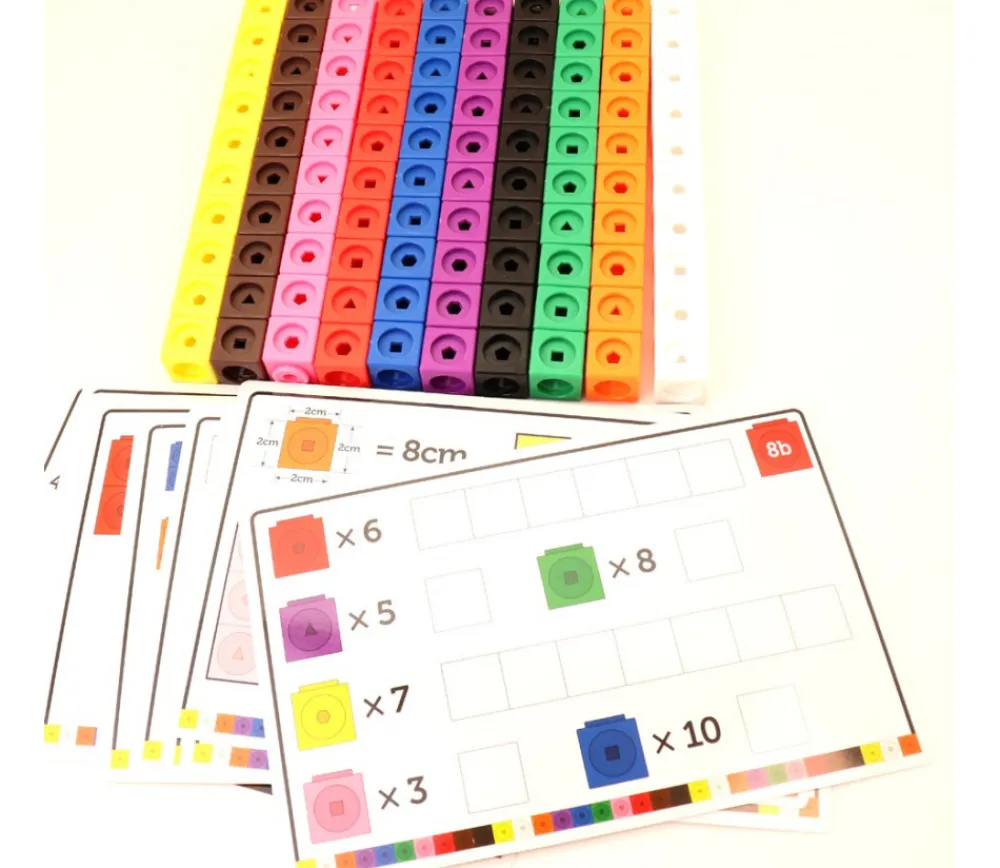 Tout Pour le Jeu Cubes Math - set activités - 100 cubes + 15 fiches
