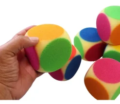Tout Pour le Jeu Dé 6 couleurs de 7 cm en mousse alvéolée