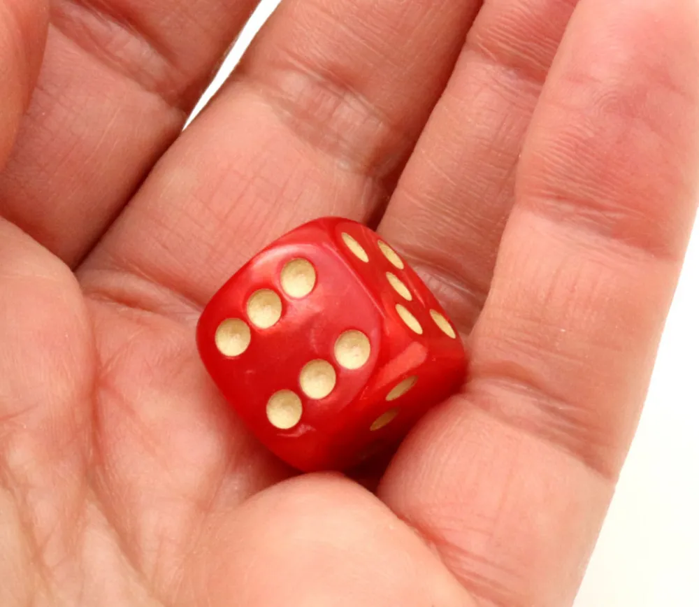 Tout Pour le Jeu Dé à jouer nacré rouge 16 mm