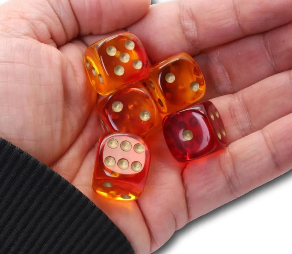 Tout Pour le Jeu Dé à jouer translucide rouge doré 16 mm