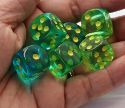 Tout Pour le Jeu Dé à jouer translucide vert/bleu 16 mm