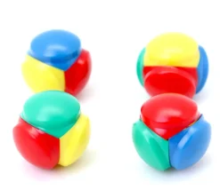 Tout Pour le Jeu Dé boule 4 faces 4 couleurs : rouge vert jaune et bleu