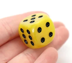 Tout Pour le Jeu dé marbré 2 cm (couleur mise au hasard)