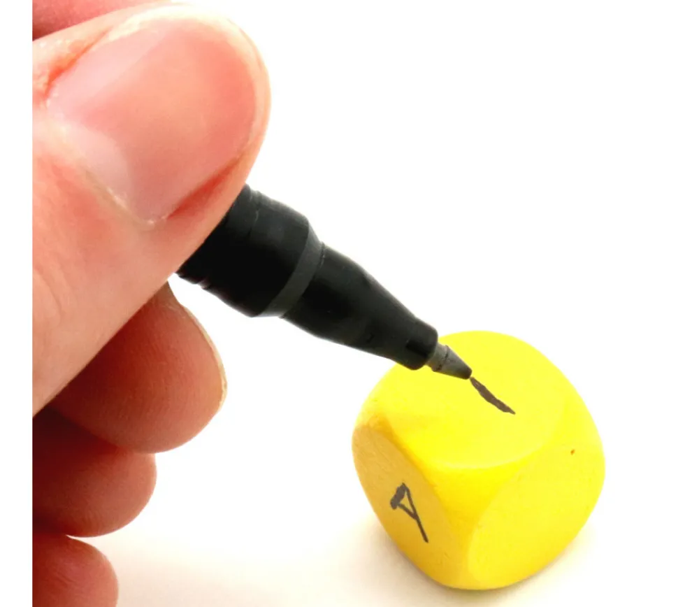 Tout Pour le Jeu Dé neutre jaune 16 mm en bois sans marquage hêtre à l'unité