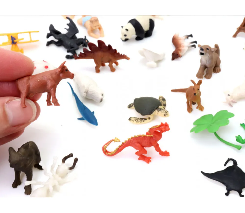 Tout Pour le Jeu Figurine mini mini vache marron 15 x 10 x 28 mm