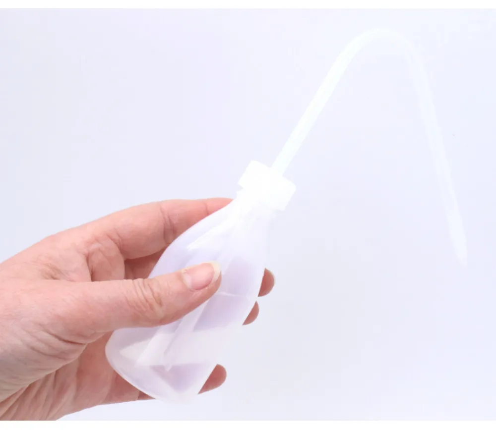 Tout Pour le Jeu Flacon à col étroit 100 ml avec pissette