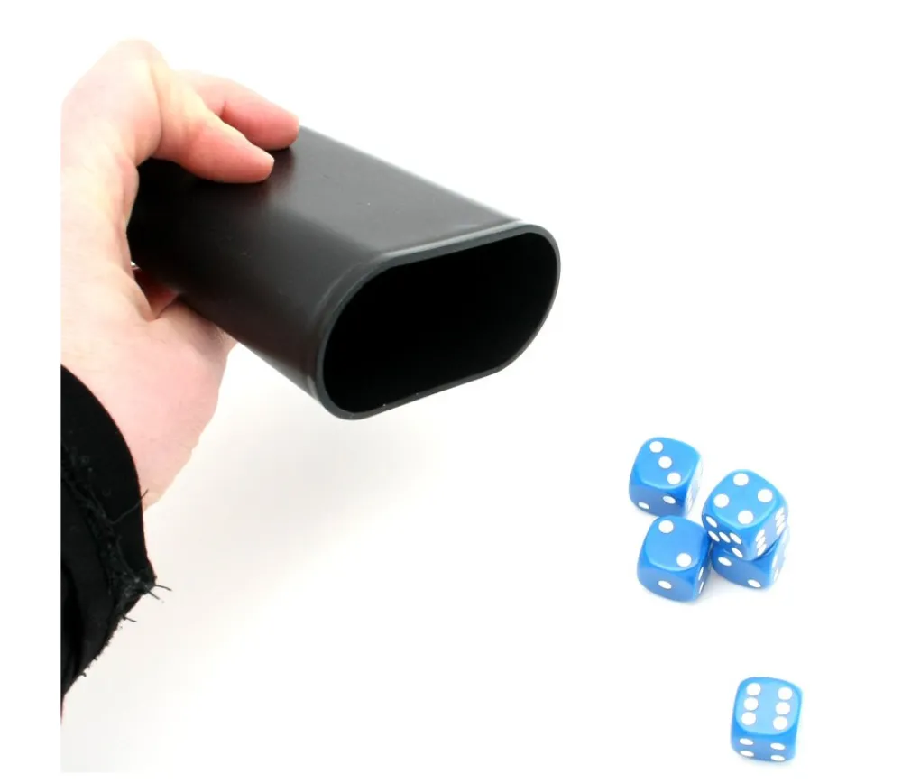 Tout Pour le Jeu Gobelet ovale pour lancer de dés 80 x 40 x 80 mm à l'unité