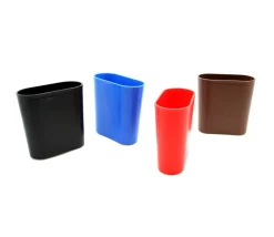 Tout Pour le Jeu Gobelet ovale pour lancer de dés 80 x 40 x 80 mm à l'unité