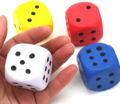 Tout Pour le Jeu Grand dé 4 cm mousse compacte pour jeu (couleur au hasard)