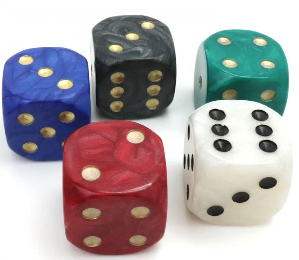Tout Pour le Jeu Grand Dé 36 mm nacré très lisible pour jeux à l'unité (couleur au hasard)