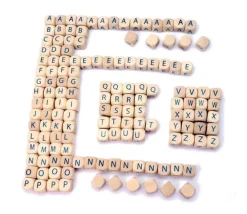Tout Pour le Jeu Jeu de cubes lettres en bois 145 pièces - jeu de mots