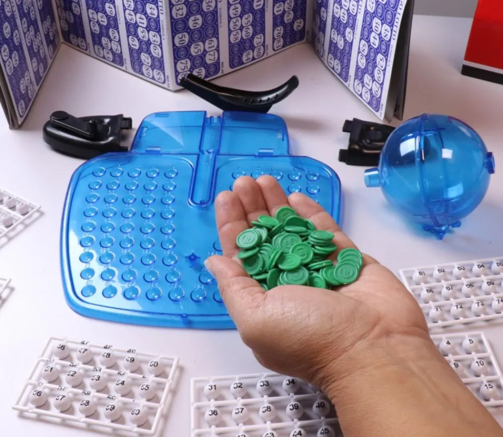 Tout Pour le Jeu Jeu de mini loto familial avec boulier