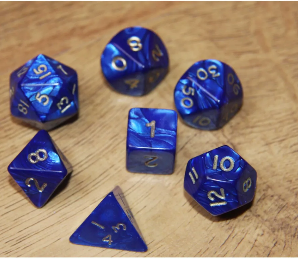 Tout Pour le Jeu Lot de 7 dés nacrés BLEU multi-faces