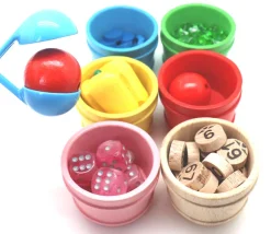 Tout Pour le Jeu Mini baquet coloré 4.5 x 5.9 cm - panier rond bois à l'unité