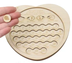 Tout Pour le Jeu Mon petit calendrier des règles en bois - Mon cycle menstruel