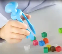 Tout Pour le Jeu Pince Motricité Tri-Grip pour attraper