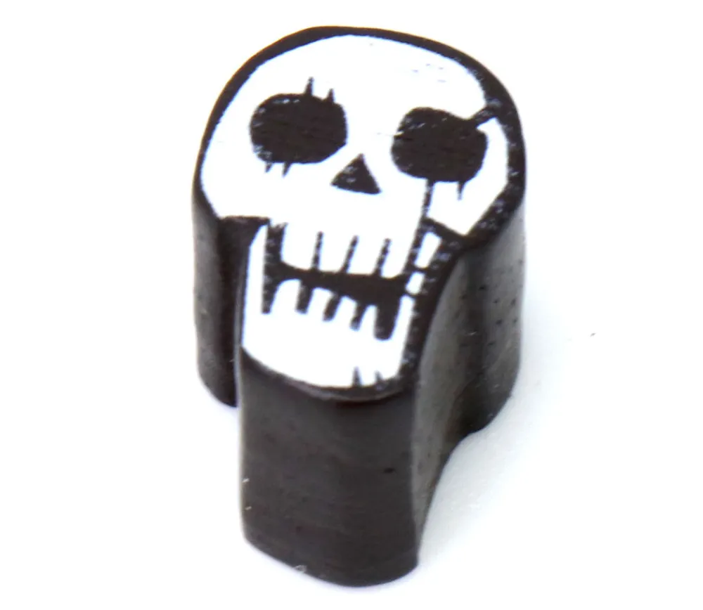 Tout Pour le Jeu Pion de jeu crane tête de mort en bois 16 x 11 x 5mm
