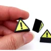 Tout Pour le Jeu Pion en bois triangle danger 16 x 18 x 10 mm