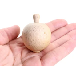 Tout Pour le Jeu Pomme en bois fruit de 3.5 cm