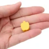 Tout Pour le Jeu Pomme en bois jaune or de 16x18x8 mm