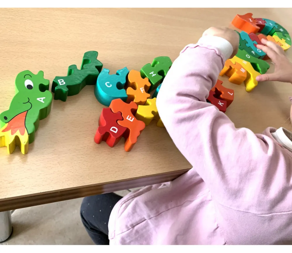 Tout Pour le Jeu Puzzle bois dragon alphabet 26 pièces A à Z - commerce équitable
