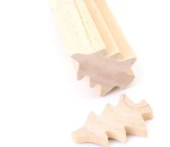 Tout Pour le Jeu Sapin en bois naturel à découper moulure 15 cm