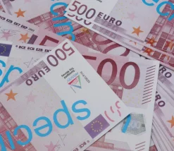 Tout Pour le Jeu Set 100 billets de 500 euros factices pour jeux