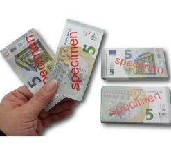 Tout Pour le Jeu Set 100 billets de 5 euros factices pour jeux