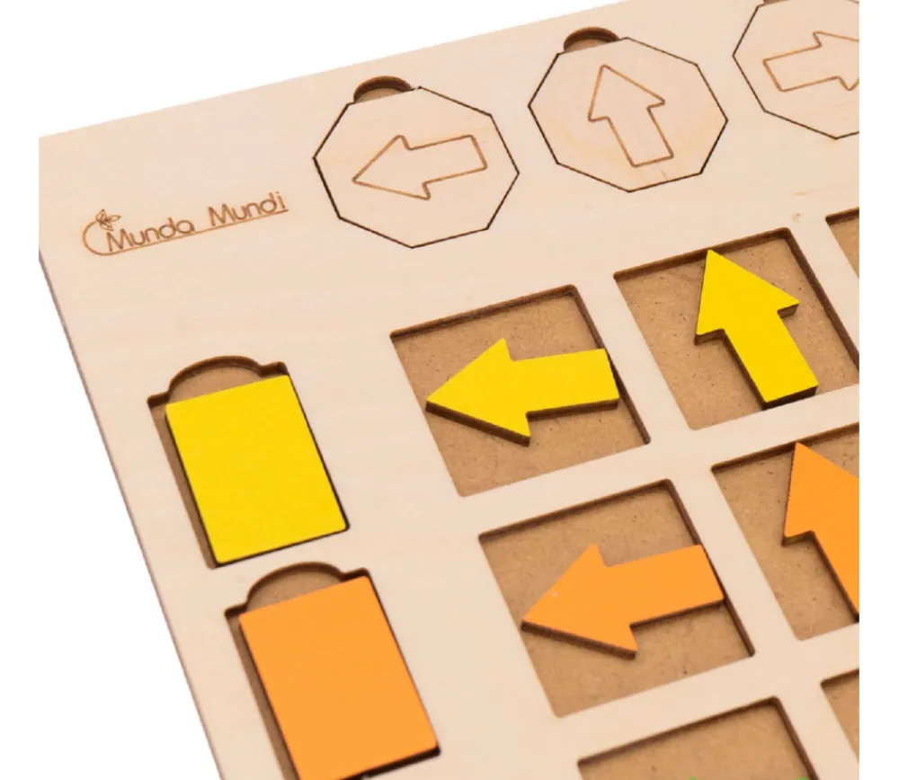 Tout Pour le Jeu Tableau de logique en bois couleurs et orientation - Jeu éducatif