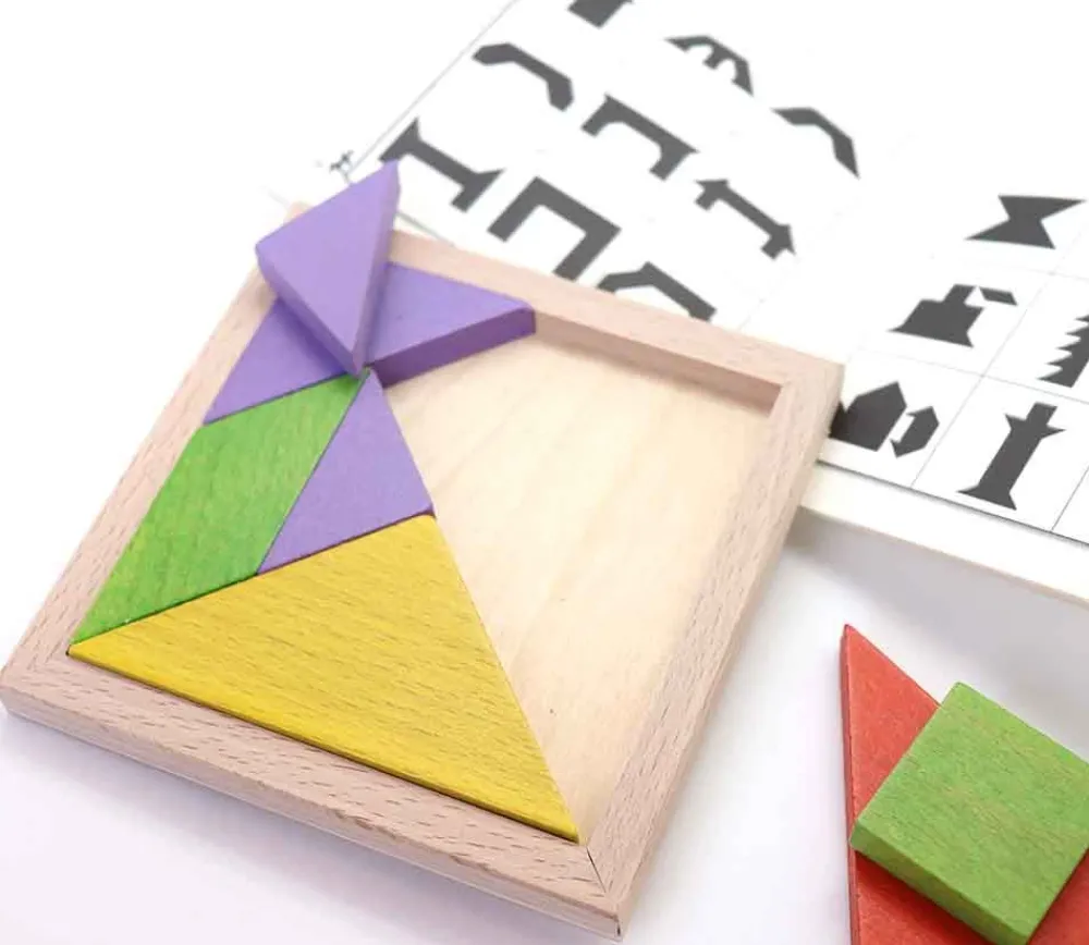 Tout Pour le Jeu Tangram bois couleur 12 cm. Fabrication Jura