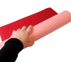 Tout Pour le Jeu Tapis de cartes rouge 40 x 60 cm feutrine dos latex