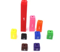 Tout Pour le Jeu Tours des équivalences fractions - 51 cubes encastrables